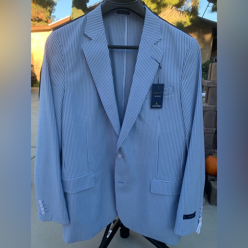 Stafford Blue and White Seersucker Sport Coat Blazer